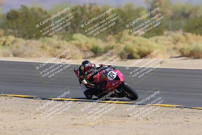 media/Oct-08-2022-SoCal Trackdays (Sat) [[1fc3beec89]]/Turn 10 (945am)/